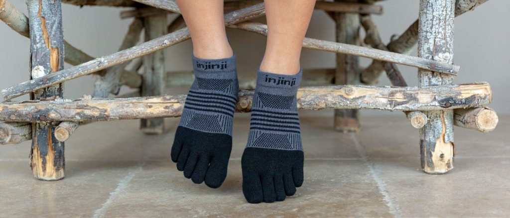 Injinji Black Toe Socks