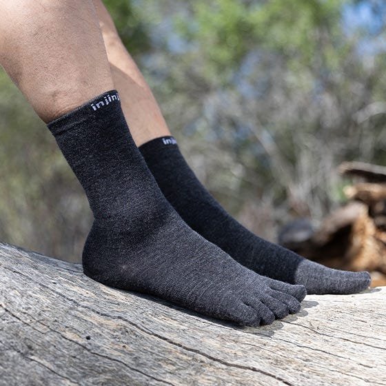 Injinji Liner Merino Wool Lightweight Crew Toe Socks (Slate) - Lifestyle