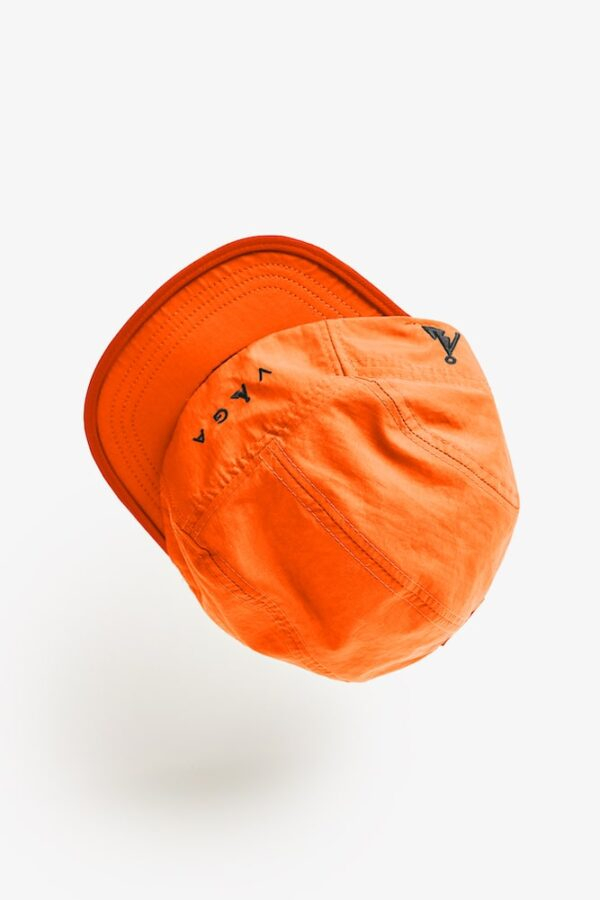 VÅGA Fell Cap - Neon Orange/Navy - Water Resistant Fell Cap